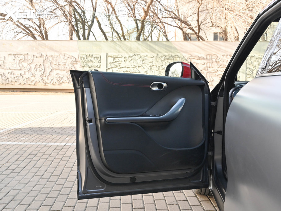 2022��smart���`#1 BRABUS���ܰ�