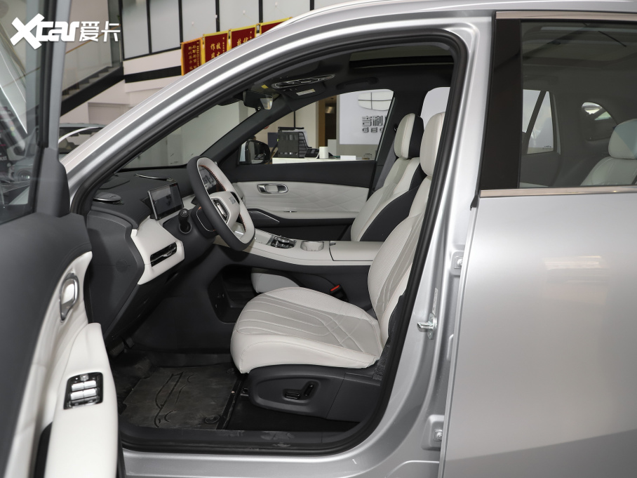 2025���y����Ş7 EM-i 120km �I����