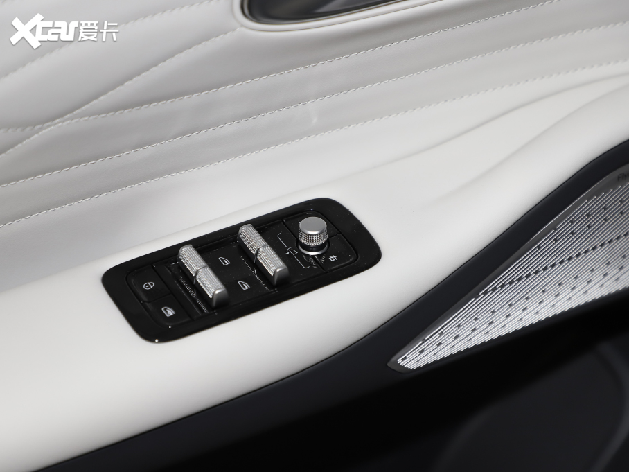 2025���y����Ş7 EM-i 120km �I����