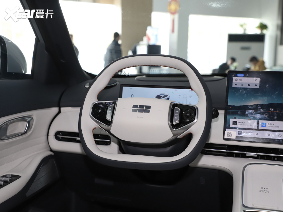 2025���y����Ş7 EM-i 120km �I����