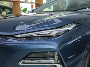 2025130km EM-P Ş (x)(ji)^