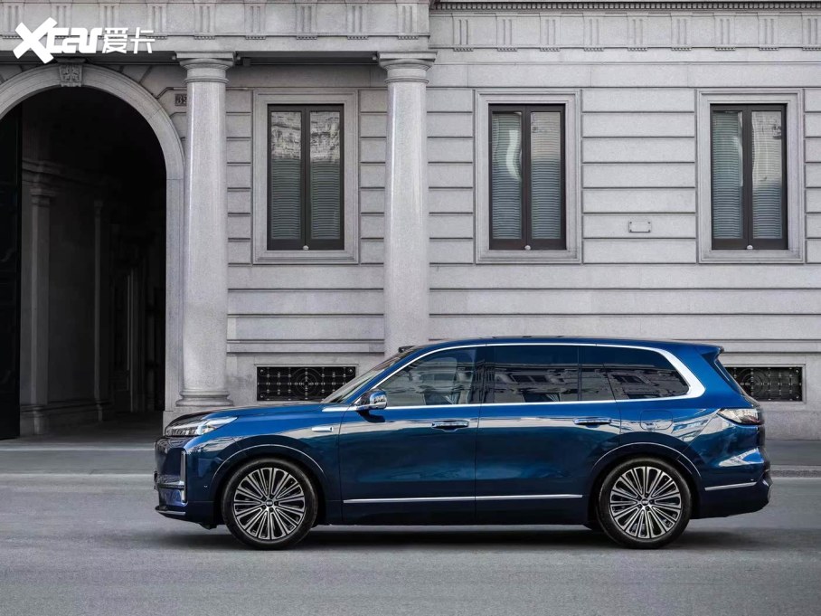 2025yM9 210km (q)I(lng)