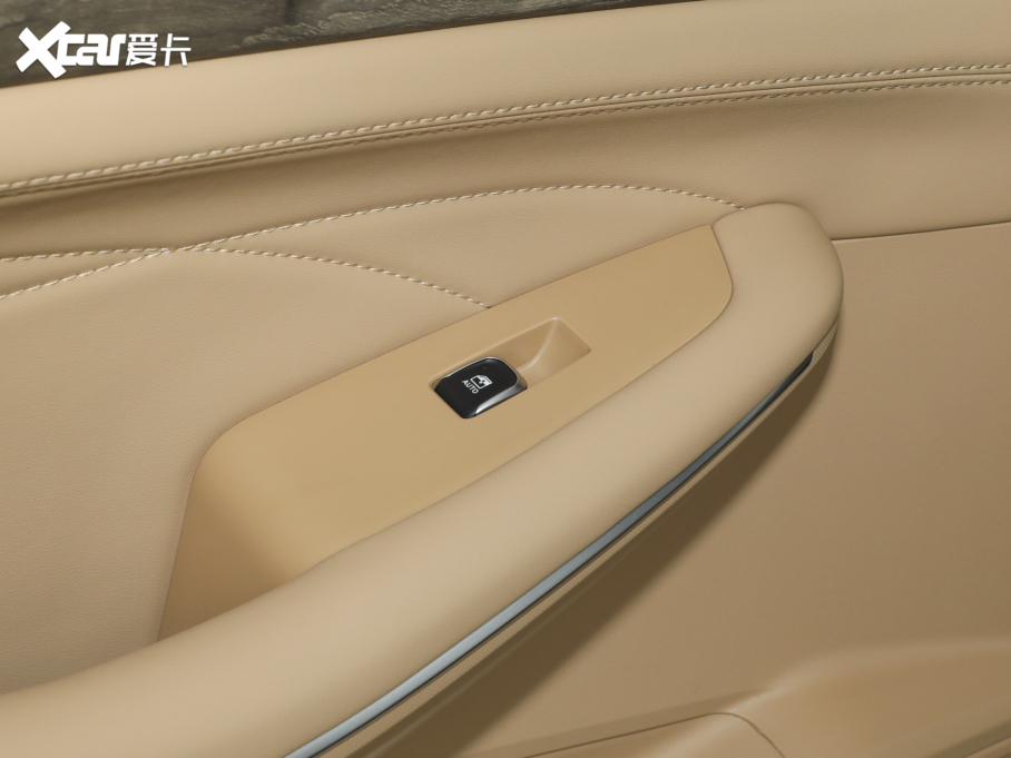 2024���{�E5 �sҫ�� 1.5L DE-i 100KM������ 7��