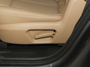 2024sҫ 1.5L DE-i 100KM 7 g