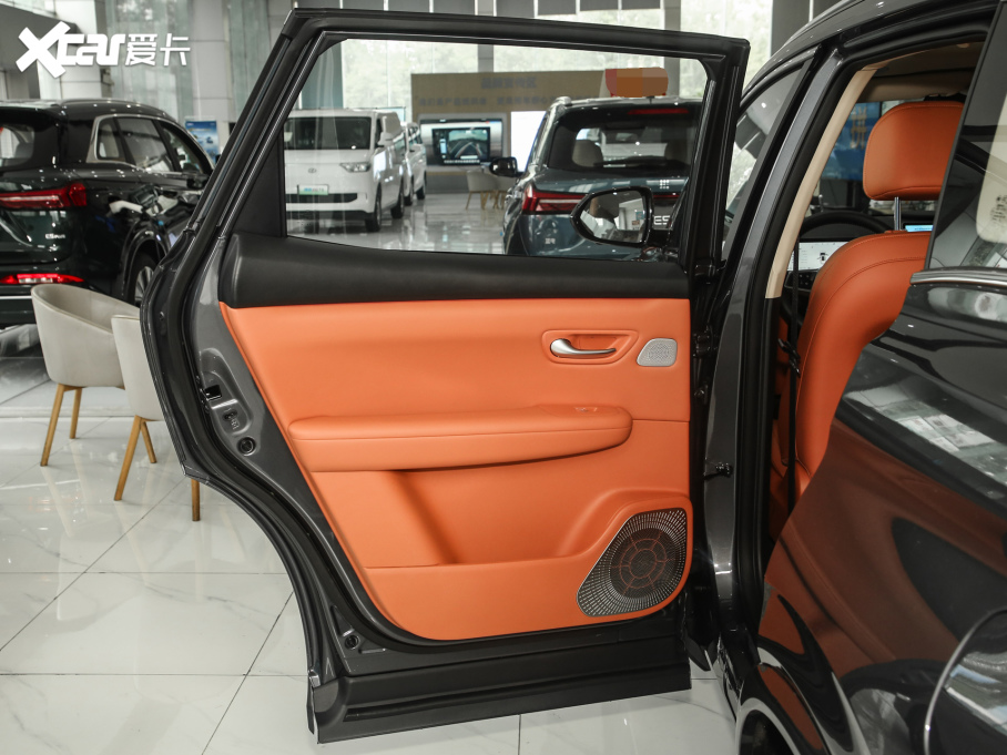 2026{E5 PLUS 165km LmUltra 7