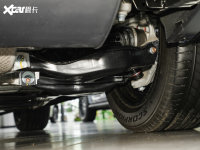 ������8����