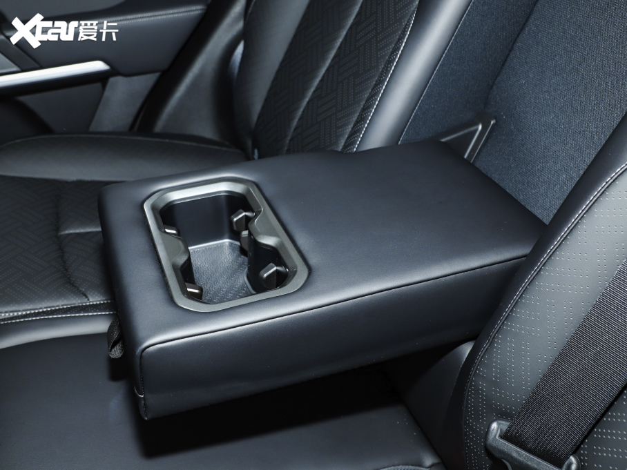 20253 501KM (q)Ultra