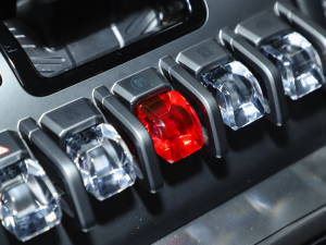 2025501KM Ultra п؅^