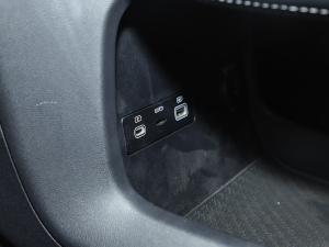 2025501KM Ultra п؅^