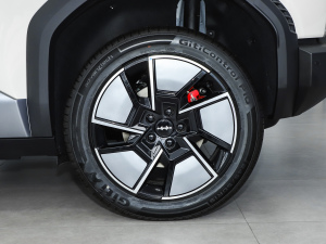 2025501KM (q)Ultra (x)(ji)^