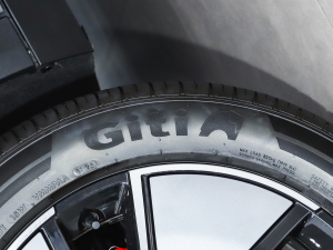 2025501KM (q)Ultra (x)(ji)^