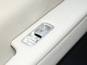 2025190KMUltra п؅^