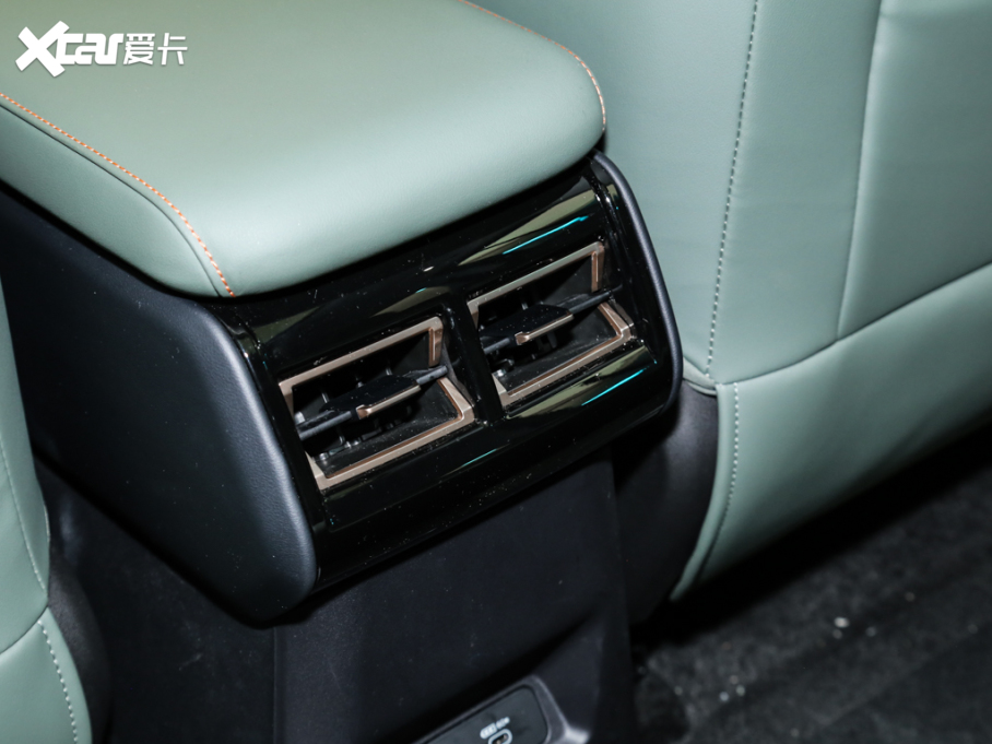 2024iCAR 03 501km (q)L(zhng)m(x){