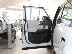 2024501km (q)Lm(x)M(jn)A п؅^(q)