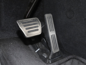 2024��736km UItra �п؅^