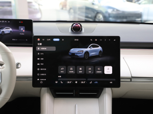 2024��736km UItra �п؅^