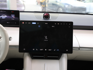 2024��736km UItra �п؅^