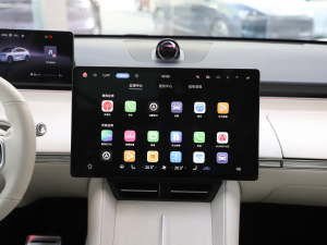 2024��736km UItra �п؅^