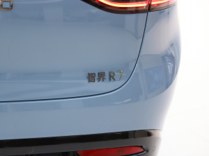 2024��736km UItra �������^