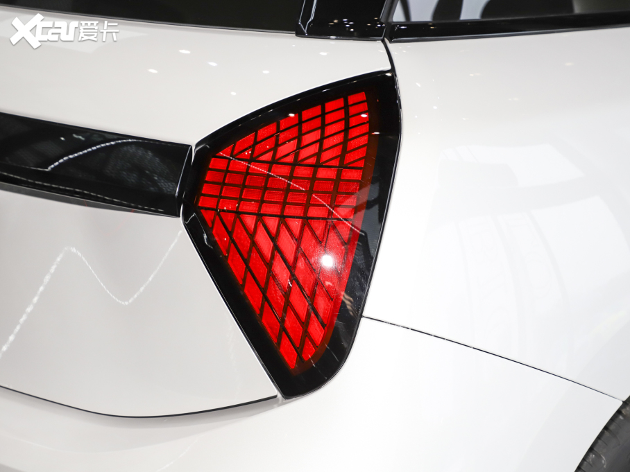 2024늄MINI COOPER 452km COOPER SE ˇg