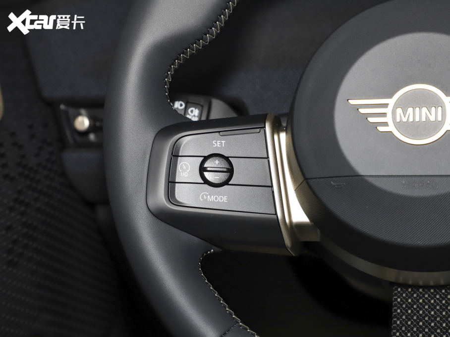 2024늄MINI COOPER 452km COOPER SE ˇg