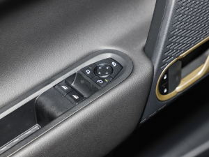 2024456km COOPER E  п؅^