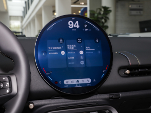 2024456km COOPER E  п؅^