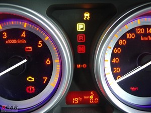 2009款2.5L 尊贵版 中控区