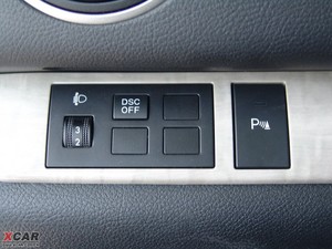 2009款2.5L 尊贵版 中控区