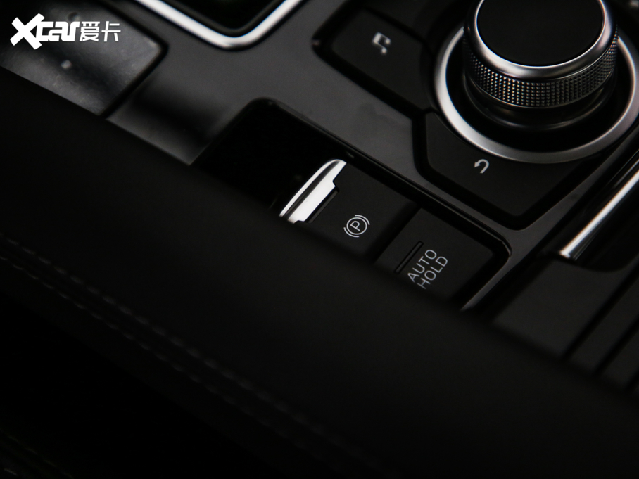 2020���Ɲ 2.0L �{(l��n)����A��