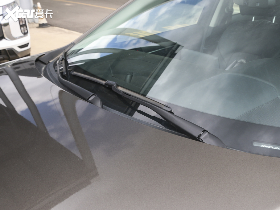 2020Ɲ 2.0L {(ln)F