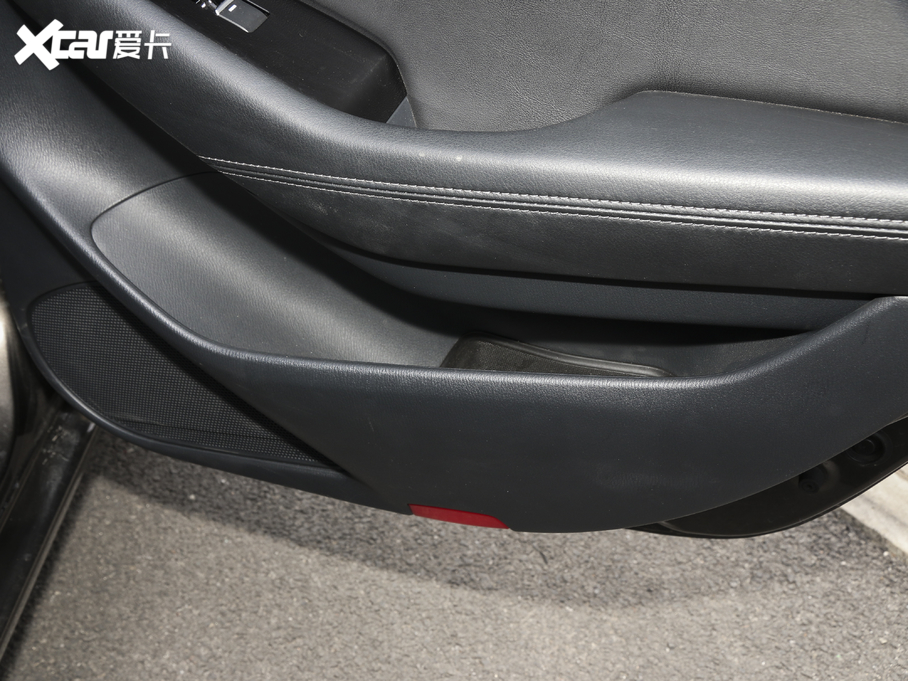 2020Ɲ 2.0L {(ln)F