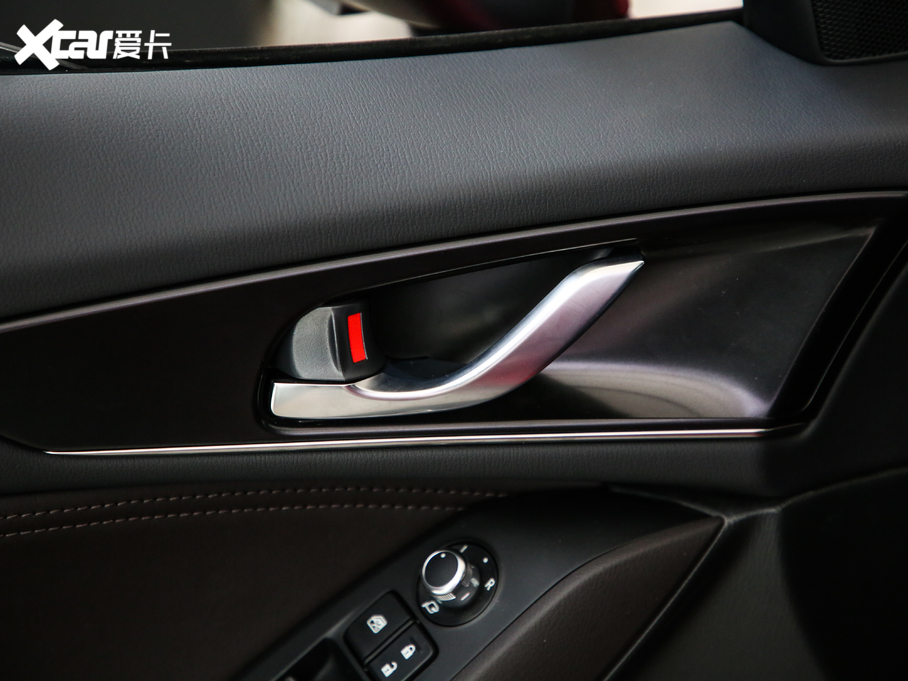 2020R_(d)CX-4 2.5L ԄӃ(q){(ln){Ȥ