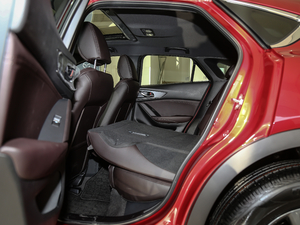 2020款2.0L 自动两驱蓝天品位版 后排座椅放倒