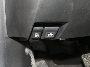 20202.0L ԄӃ{ п؅^