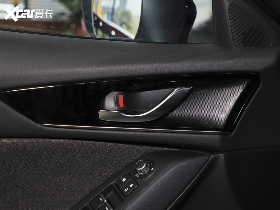 2021R_CX-4 2.0L ԄӃ{̽