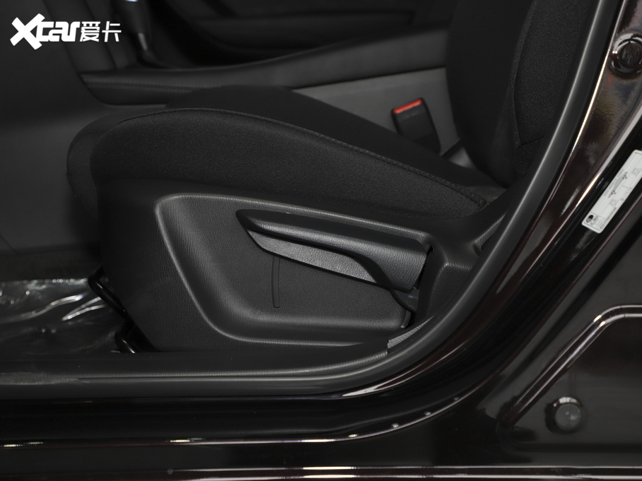 2021R_CX-4 2.0L ԄӃ{̽