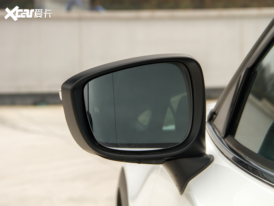 2021R_(d)CX-4 2.0L ԄӃ(q){(ln)ഺ