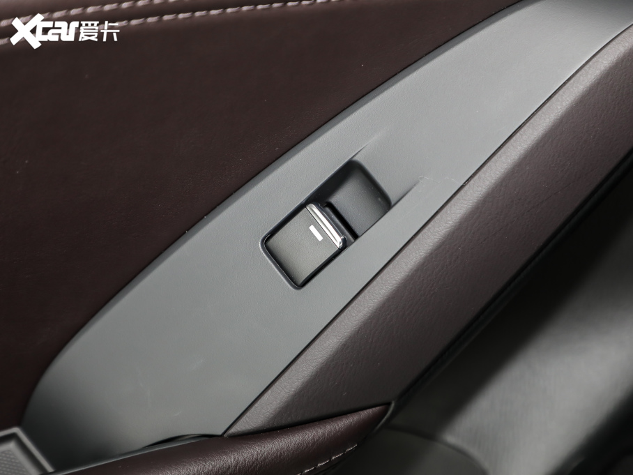 2021R_CX-4 2.0L ԄӃ{Ʒλ