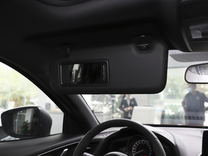 20212.0L ԄӃ{Ʒλ g