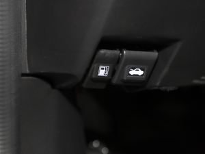 20212.0L ԄӃ{Ʒλ g