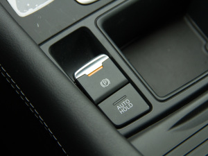 20212.0L ԄӃ{ഺ v܇Ƅ