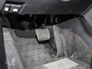 2021款2.5L 自动两驱蓝天驾趣版 中控区