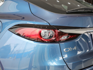 20212.0L ԄӃ{Ʒλ ^