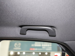 20212.0L ԄӃ{Ʒλ g