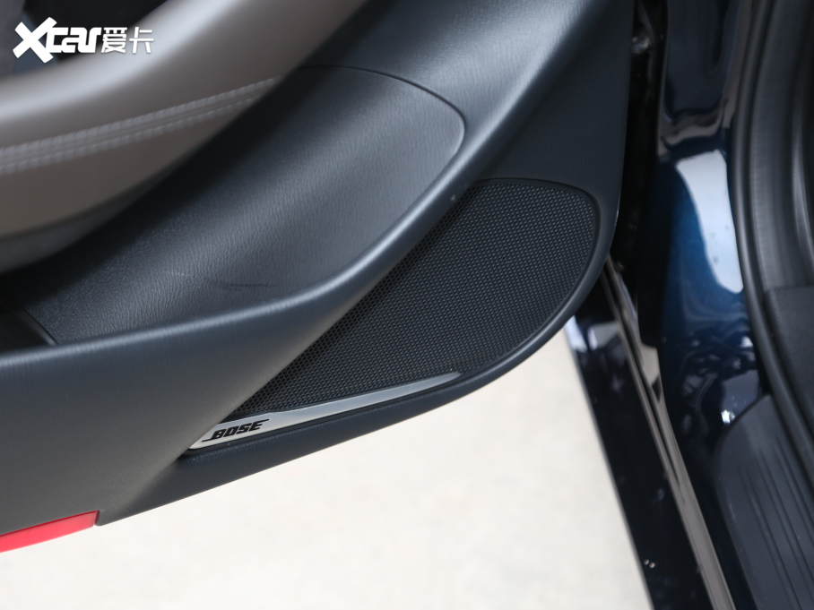 2021���Ɲ 2.5L �{������