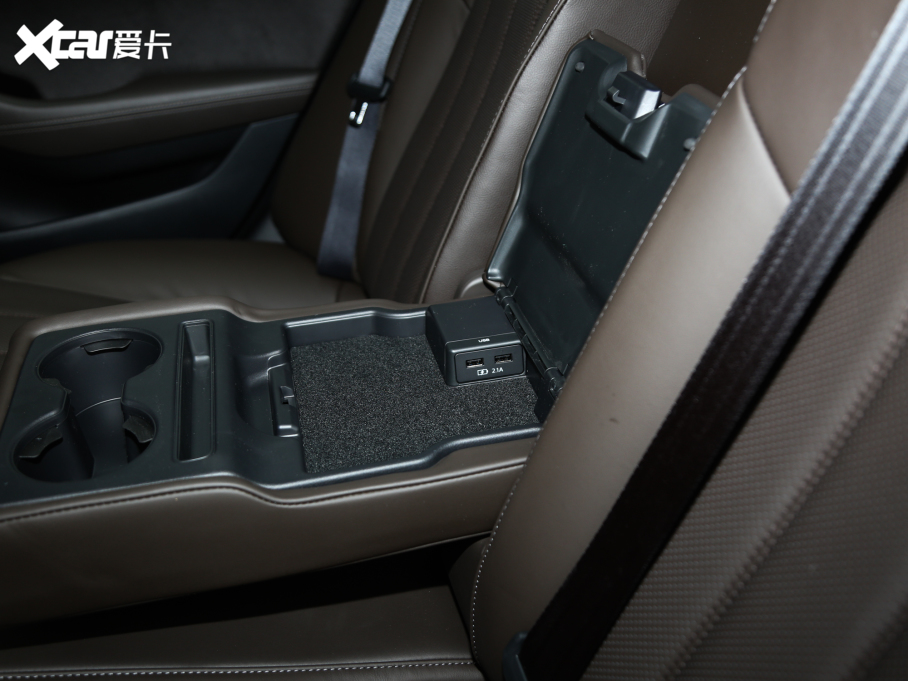 2021���Ɲ 2.5L �{������