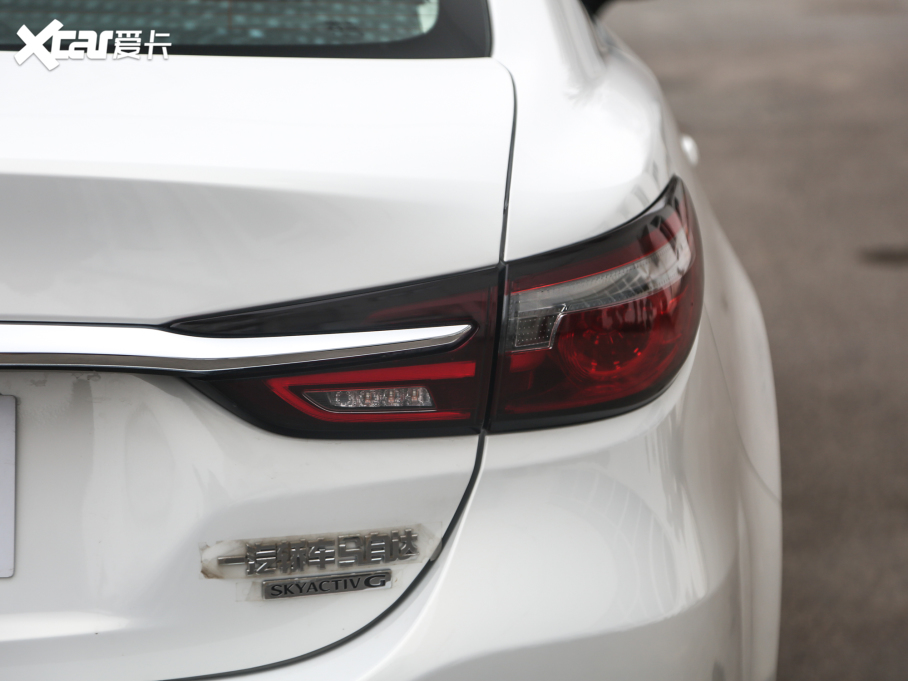 2021���Ɲ 2.0L �{����A��