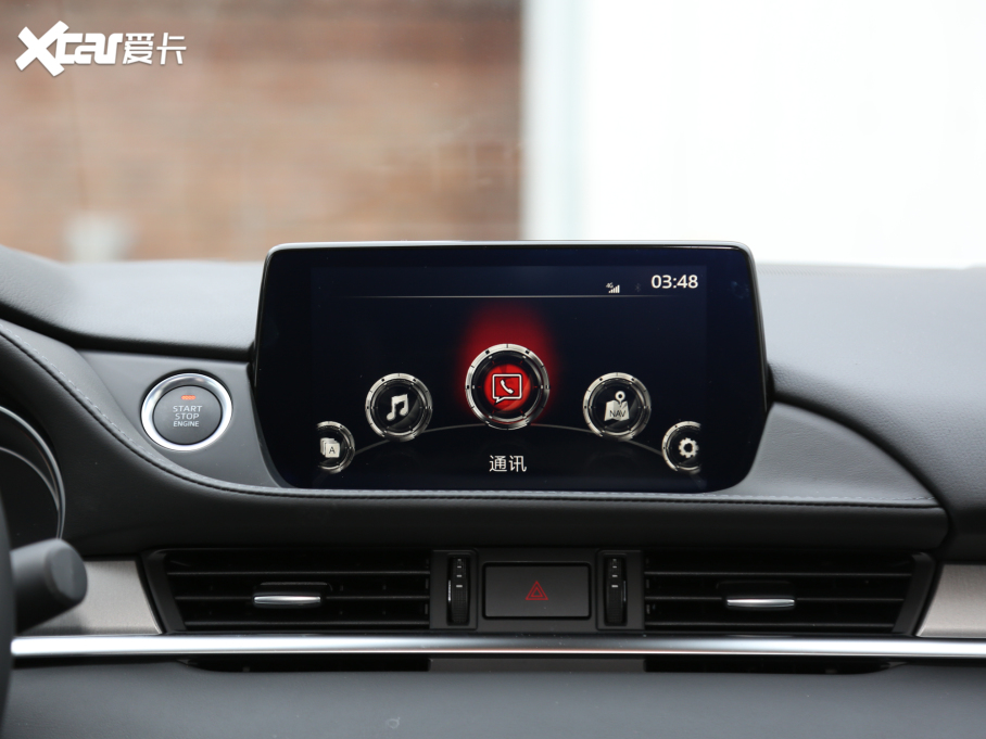 2021���Ɲ 2.0L �{����A��