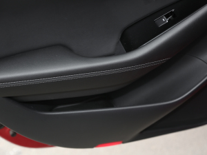 20212.5L {(ln)\(yn)(dng) g